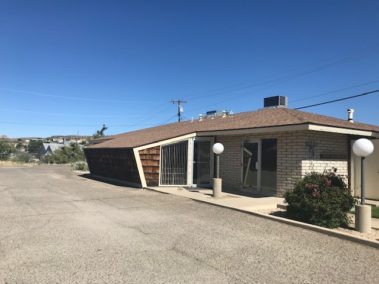 IMG 3857 office tour