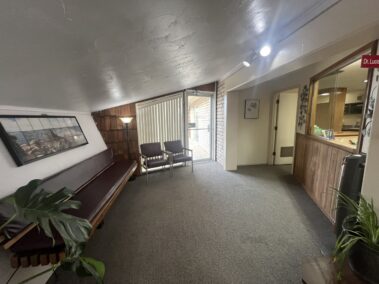 IMG 5902 scaled office tour